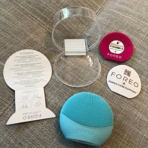 Foreo Luna Play Plus - Mint - NWT